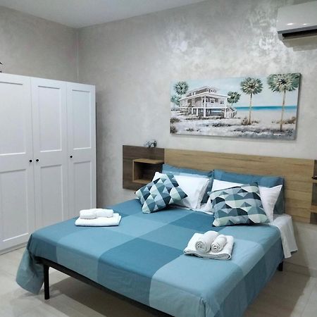 B&B Ilary Home バーリ 部屋 写真